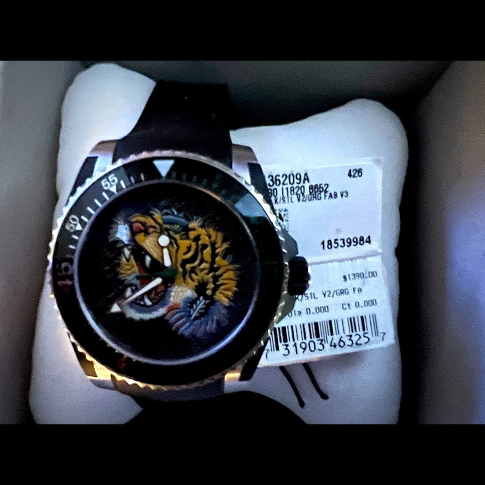 MEN’S GUCCI watch